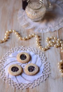 biscotti di riso con marmellata di frutti di bosco