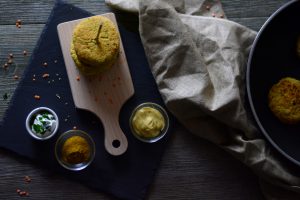 burger di ceci e lenticchie rosse al curry