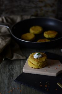 burger di ceci e lenticchie rosse al curry
